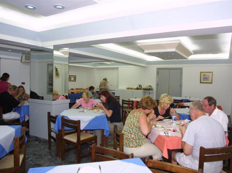 Hotel Iro Hersonissos  Bagian luar foto