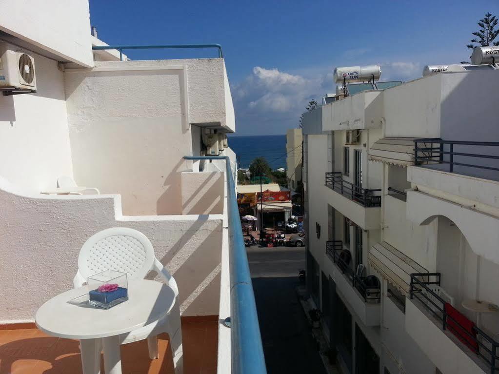 Hotel Iro Hersonissos  Bagian luar foto